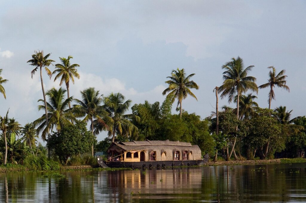 kerala honeymoon destination